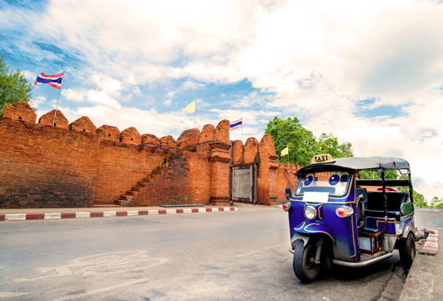 Tuk-Tuk Tour in Ancient city of Lanna