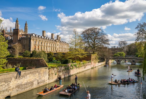 Enjoy an elegant private punting experience