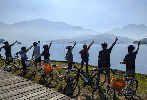 Enjoy biking along the beautiful lake